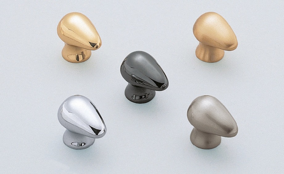 Hoogwaardig messing meubelknophandvat, afwerking: glanzend gepolijst, 28,5 mm (1,2") B046-30PB. Messing handvatknop voor lade, meubeldeur, keukenkast, kantoorkast en nog veel meer, door Sugatsune / LAMP® (Japan) - Afbeelding 3