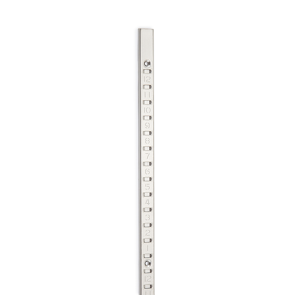 Shelf Rail SM-1820, door Sugatsune / LAMP (Japan)